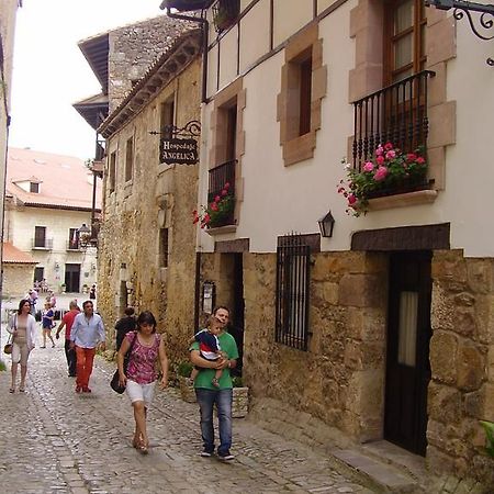 Hotel Hospedaje Angelica à Santillana del Mar Chambre photo