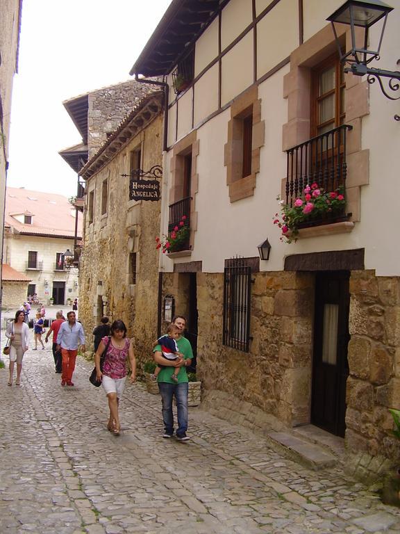 Hotel Hospedaje Angelica à Santillana del Mar Chambre photo